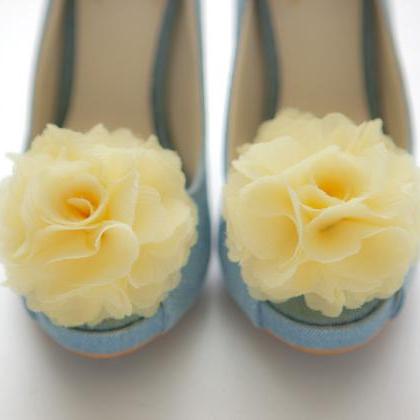 1 Pair(set Of 2)-light Yellow-chiffon Flower Shoe..